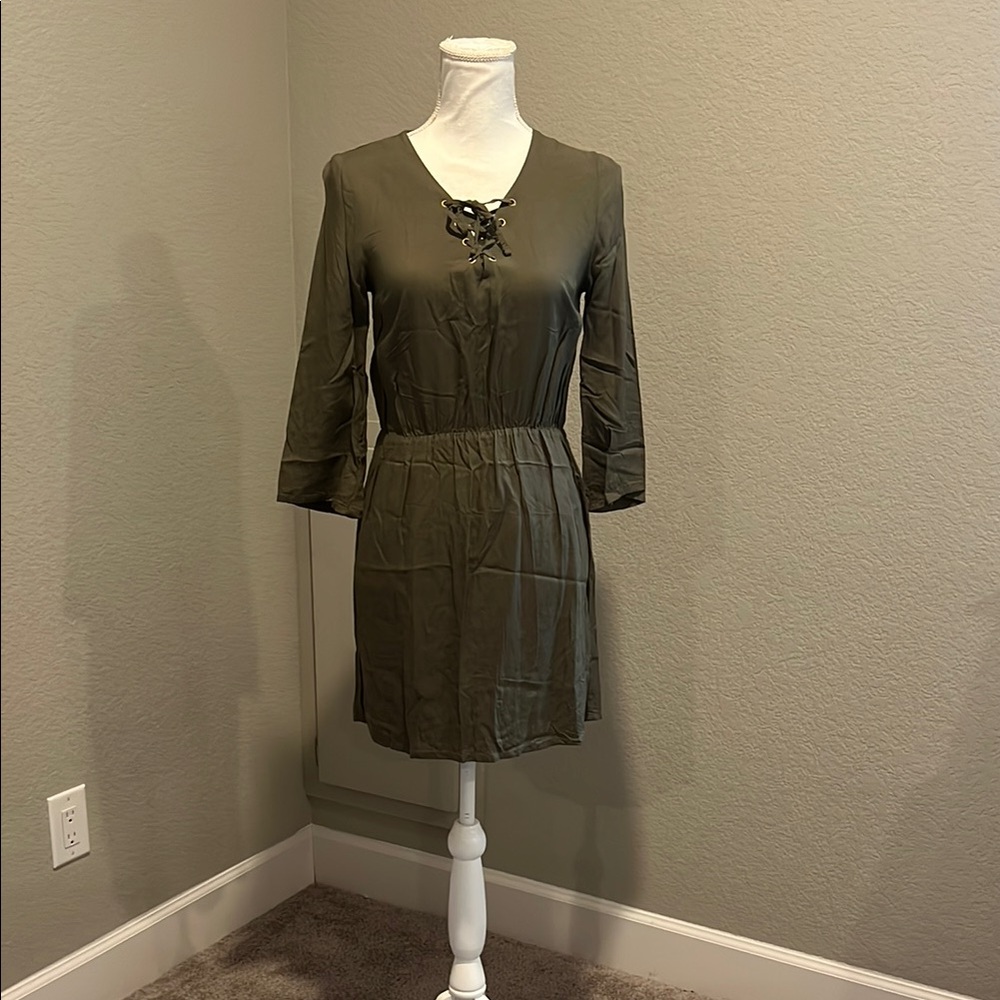 Elegant Olive Green Lace-Up Dress